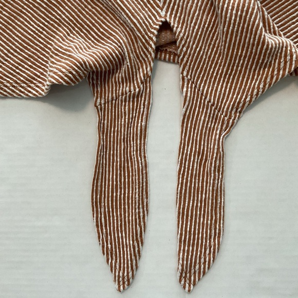 Gyft Striped V-Neck Tie-Front Top - Picture 7 of 8